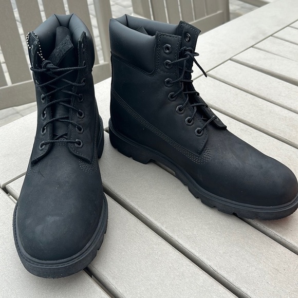 Men’s timberlands - Picture 3 of 8